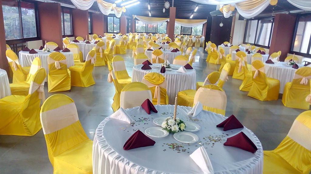 Seasons Hotel & Spa Margao Zewnętrze zdjęcie